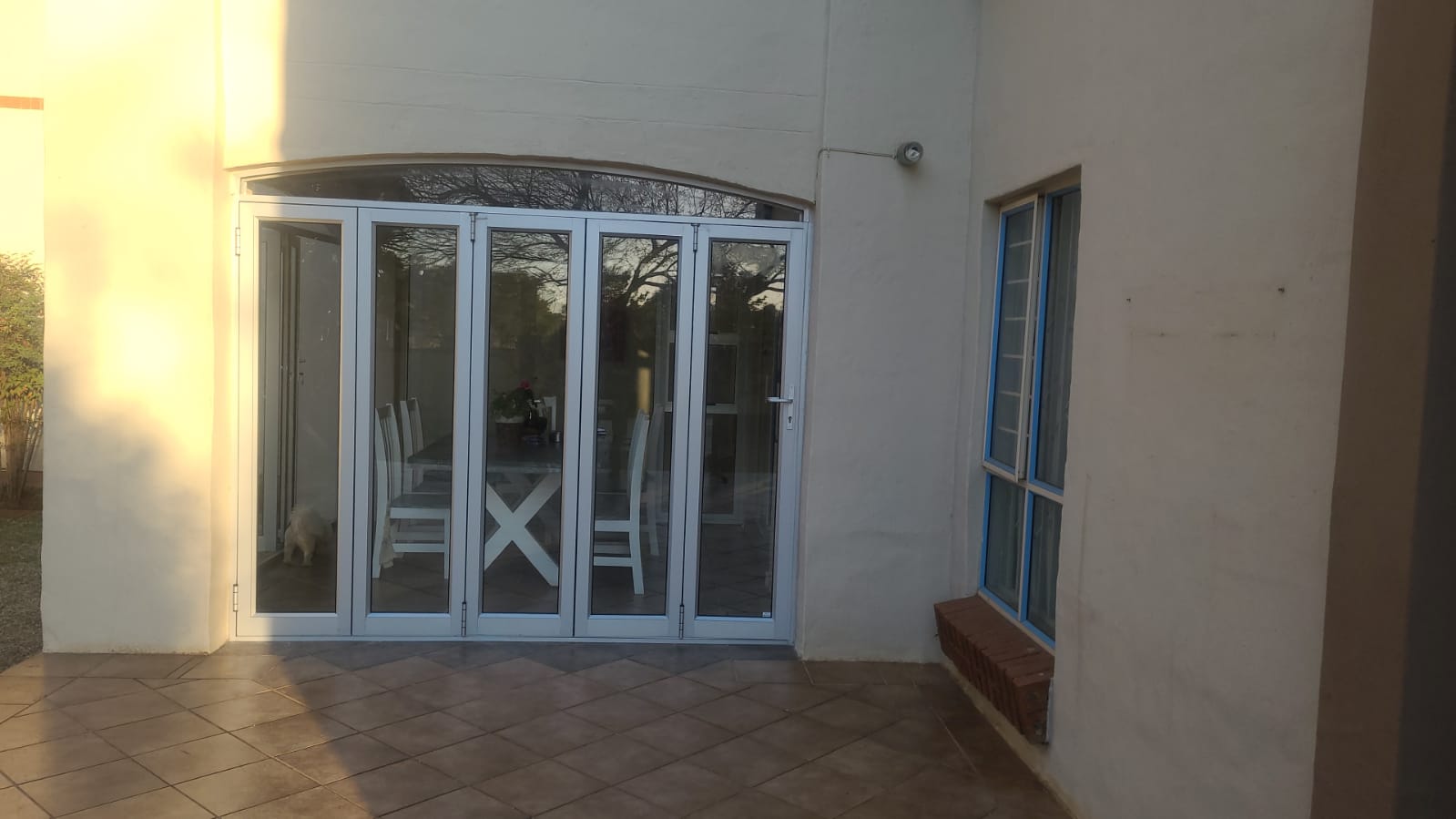Custom arch bi-fold doors in Garsfontein